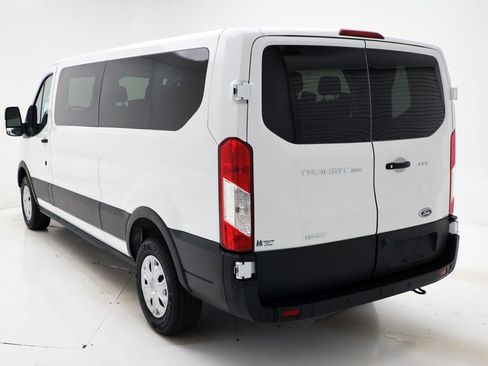 Used 2023 Ford Transit 350 XLT image 6