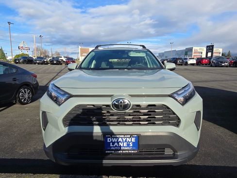 Used 2023 Toyota RAV4 XLE image 2