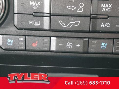 Used 2018 Ford F150 Platinum w/ Technology Package AWD/4WD image 36