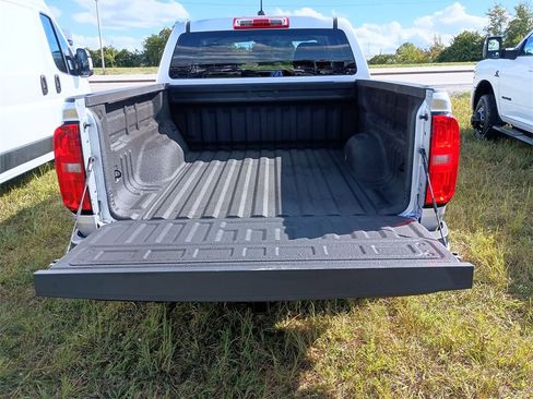 Used 2018 Chevrolet Colorado LT image 29