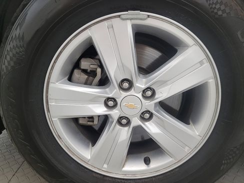 Used 2022 Chevrolet Trax LS w/ Tint and Cruise Package FWD image 31