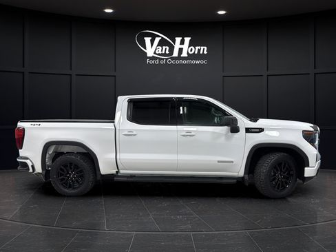 Used 2024 GMC Sierra 1500 Elevation AWD/4WD image 8