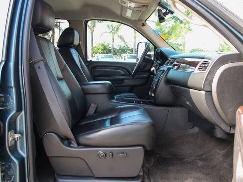 Used 2011 GMC Sierra 2500 Denali RWD image 38
