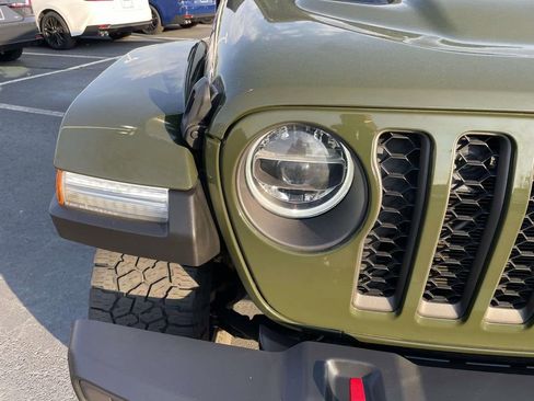 Used 2022 Jeep Gladiator Rubicon w/ LED Lighting Group image 17