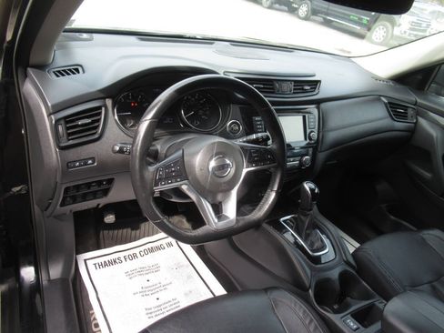 Used 2018 Nissan Rogue AWD image 20