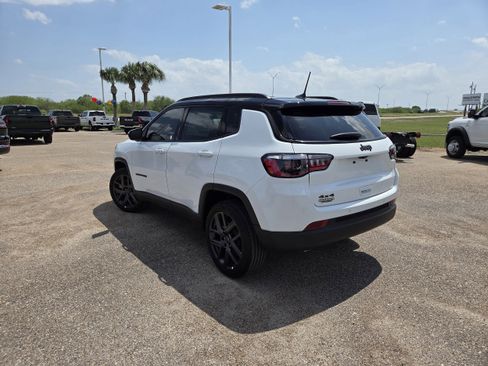 New 2026 Jeep Compass Limited AWD/4WD image 5