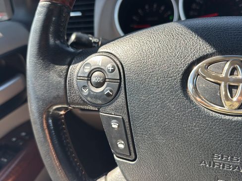 Used 2011 Toyota Sequoia Platinum AWD/4WD image 25