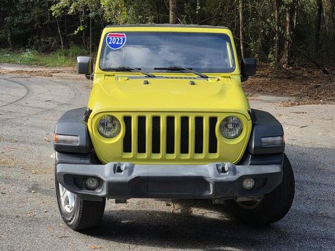 Used 2023 Jeep Wrangler Sport AWD/4WD image 2