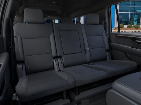 New 2026 Chevrolet Suburban LS image 18