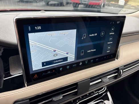 Certified 2023 Lincoln Corsair AWD w/ Equipment Group 101A image 19