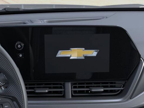 New 2026 Chevrolet Trax LS w/ LS Convenience Package FWD image 37