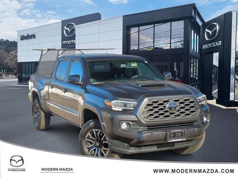 Used 2023 Toyota Tacoma TRD Sport w/ Black Out Package (TMS) AWD/4WD image 1