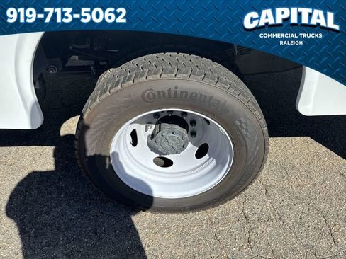 New 2024 Ford F550 4x4 Regular Cab Super Duty image 13