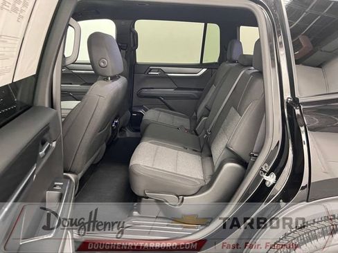 Used 2025 GMC Acadia Elevation FWD image 33