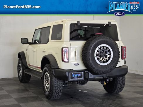 New 2026 Ford Bronco Outer Banks w/ Sasquatch Package AWD/4WD image 4