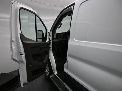 Certified 2023 Ford Transit 250 Low Roof w/ Exterior Upgrade Package image 9