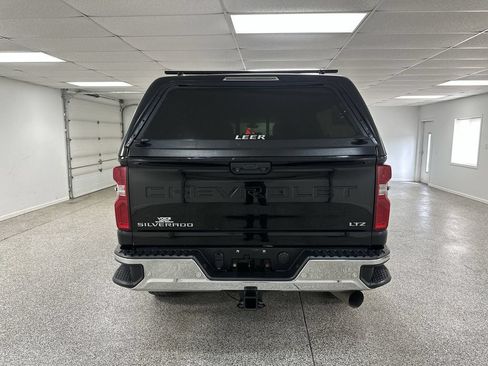Used 2020 Chevrolet Silverado 2500 LTZ w/ LTZ Plus Package AWD/4WD image 7