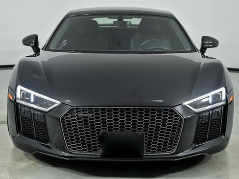 Used 2017 Audi R8 V10 plus AWD/4WD image 5