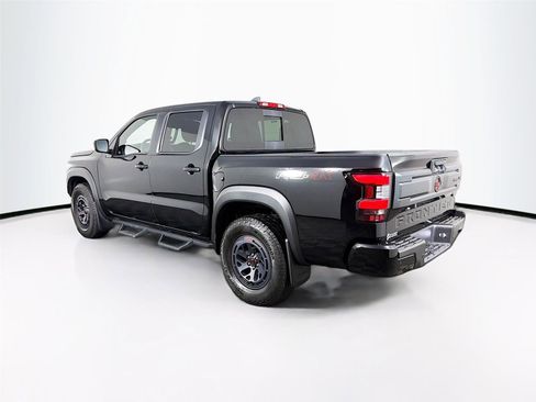 Used 2025 Nissan Frontier PRO-4X AWD/4WD image 5