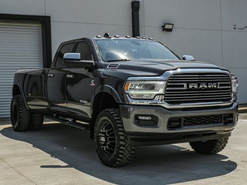 Used 2019 RAM 3500 Laramie AWD/4WD image 7