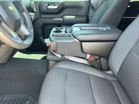 Used 2023 Chevrolet Silverado 1500 Custom image 13
