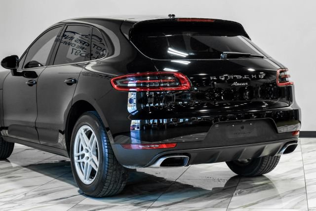 Used 2018 Porsche Macan AWD/4WD image 14