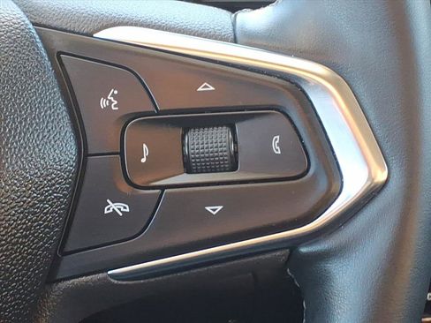 Certified 2024 Chevrolet Trax ACTIV w/ Sunroof Package image 15