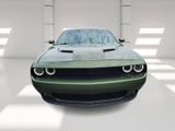 Used 2022 Dodge Challenger SXT w/ Driver Convenience Group image 2