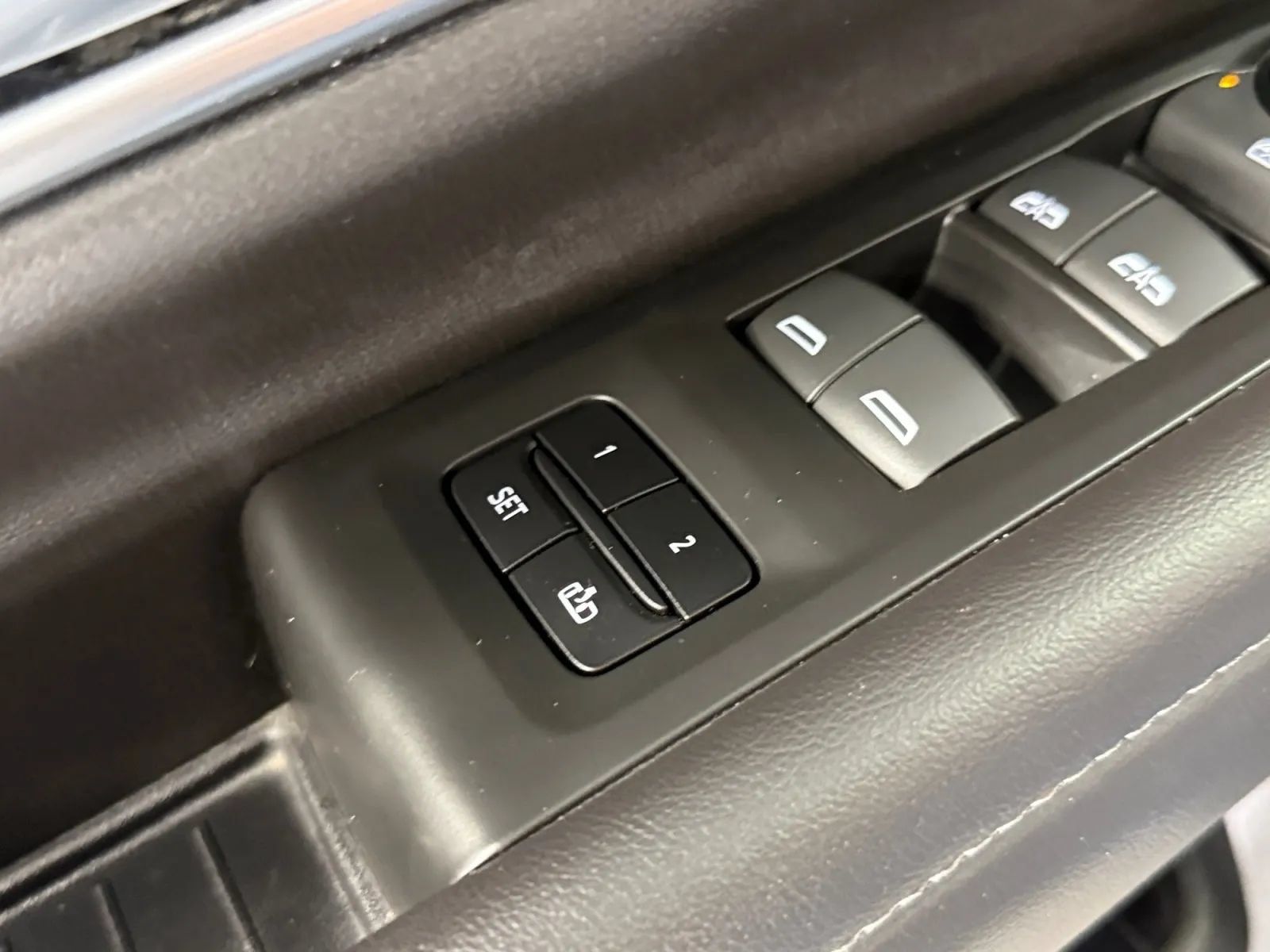 Used 2021 Chevrolet Suburban LT w/ Rear Media and Nav Package AWD/4WD image 26