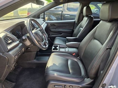 Used 2023 Honda Odyssey Sport image 9
