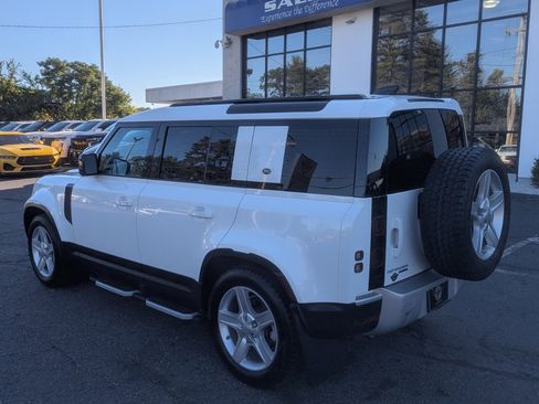 Used 2020 Land Rover Defender 110 HSE image 10