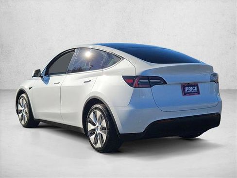 Used 2020 Tesla Model Y Long Range image 8