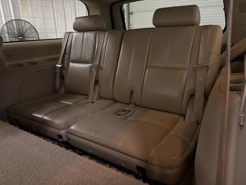 Used 2012 GMC Yukon XL SLT AWD/4WD image 19