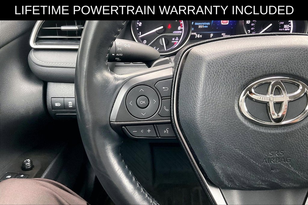 Used 2022 Toyota Camry SE w/ Cold Weather Package AWD/4WD image 16