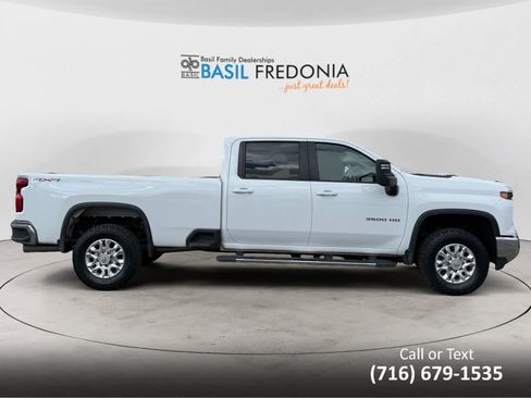 Used 2024 Chevrolet Silverado 3500 LT image 6