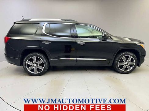 Used 2018 GMC Acadia Denali w/ Technology Package AWD/4WD image 6