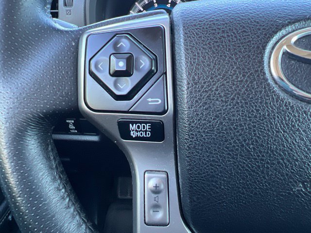 Used 2014 Toyota 4Runner Limited AWD/4WD image 25