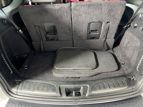 Used 2022 Dodge Durango R/T w/ Blacktop Package image 27