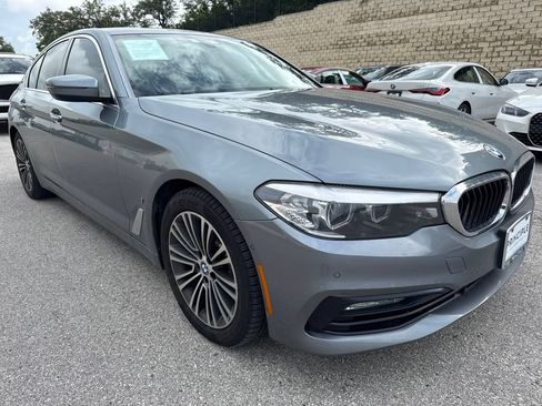 Used 2018 BMW 530e w/ Premium Package 2 RWD image 3