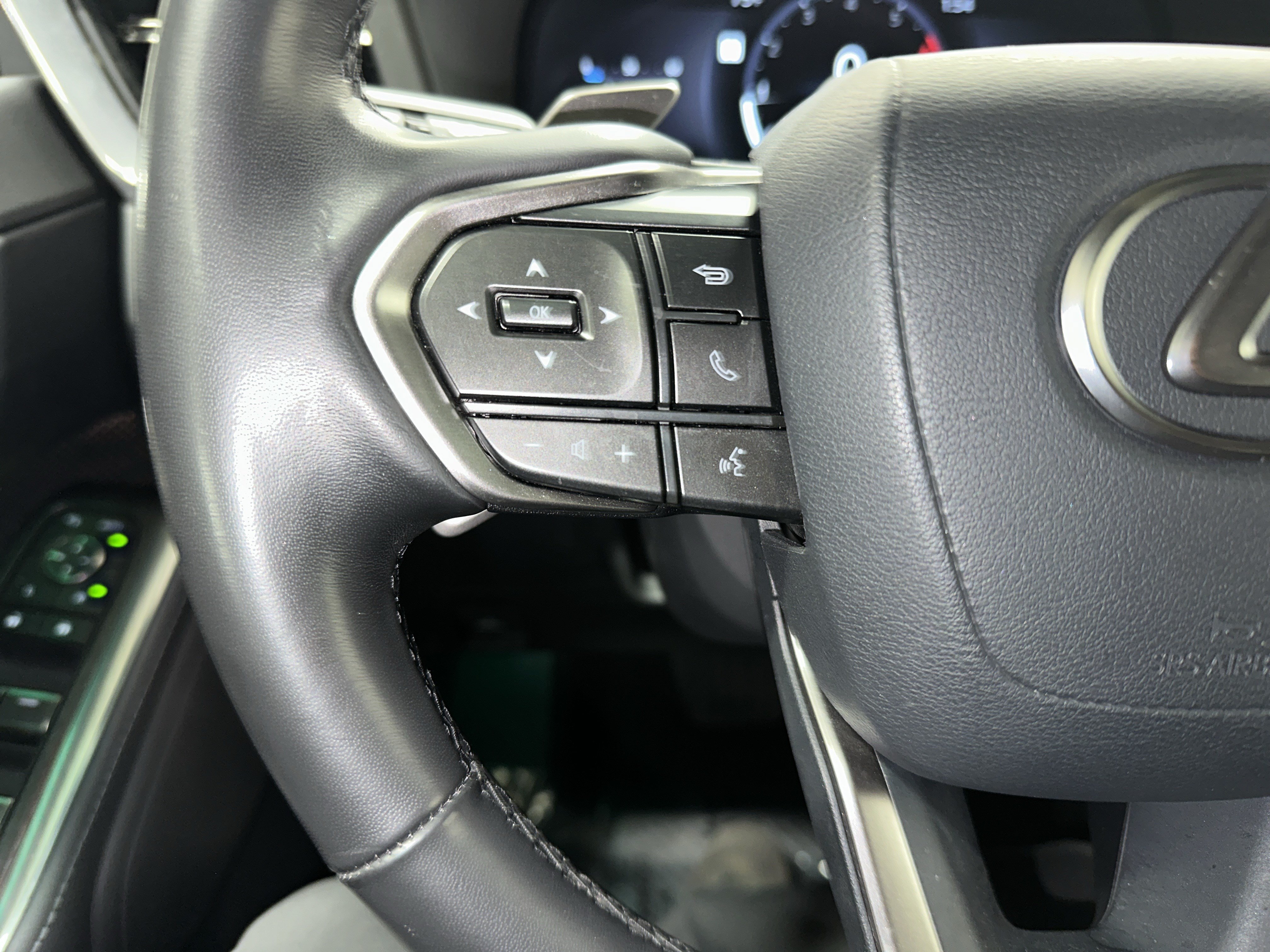 Certified 2024 Lexus GX 550 w/ Accessory Package (Z1) AWD/4WD image 19
