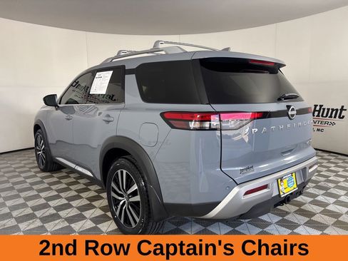 Used 2025 Nissan Pathfinder Platinum AWD/4WD image 7