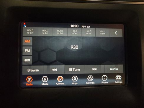 Used 2019 Jeep Cherokee Latitude w/ Cold Weather Group AWD/4WD image 25