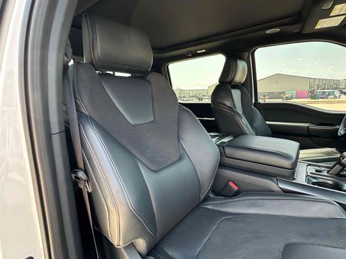 Used 2025 Ford F150 Raptor AWD/4WD image 9