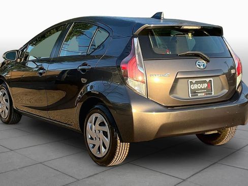Used 2016 Toyota Prius C One FWD image 10