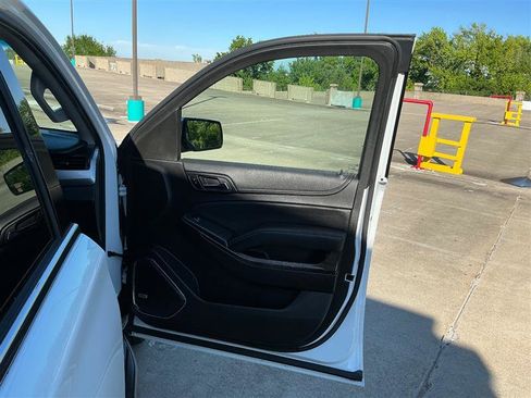 Used 2018 Chevrolet Tahoe LT AWD/4WD image 33