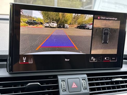 Certified 2024 Audi Q5 e Prestige w/ Prestige Package AWD/4WD image 26
