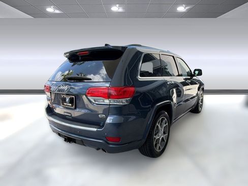 Used 2020 Jeep Grand Cherokee Overland AWD/4WD image 9