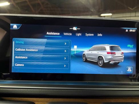 New 2025 Mercedes-Benz GLS 580 4MATIC image 29