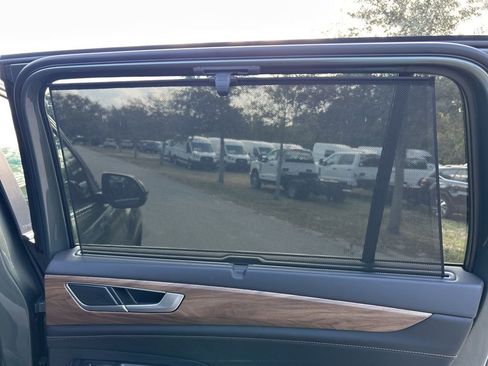 New 2026 Volkswagen Atlas SE image 48