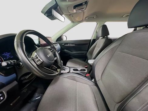 Certified 2022 Kia Seltos S image 21